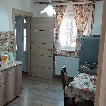 Divcibarski M.s.a. Kutak Holiday home